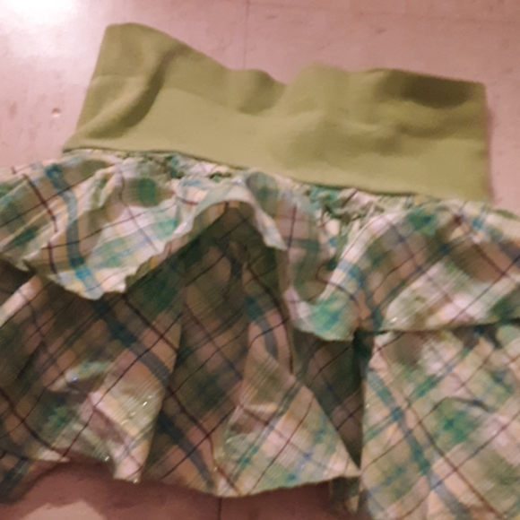 Little girls skirt with shorts connected medium🤗 - Picture 3 of 5